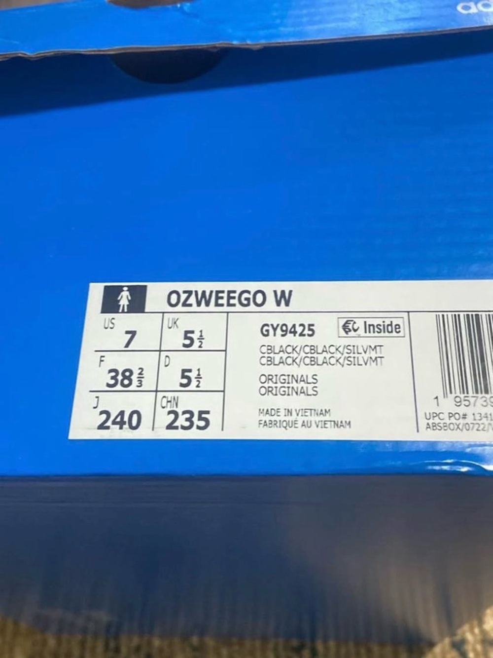 adidas Ozweego W Box Label - Black/Silver